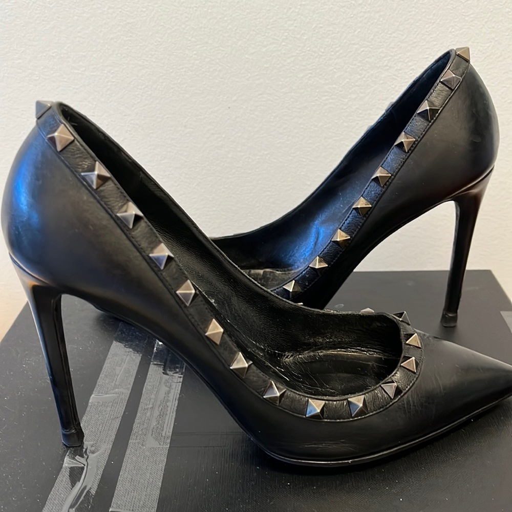Valentino Rockstud Leather Pumps